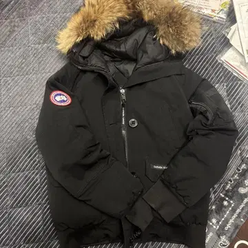 CANADA GOOSE SIP 블랙 다운 자켓