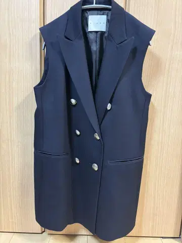 CINOH 네이비 더블 브레스트 베스트