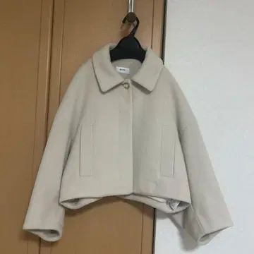 SNIDEL 울 블렌드 숏코트 아이보리 가을 겨울