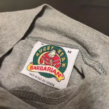 바바리안 made in CANADA 모크(하이)넥 새상품급