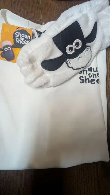 숀더쉽 헤어밴드 T셔츠