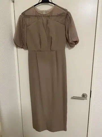 aimer anche 퍼프 슬리브 드레스