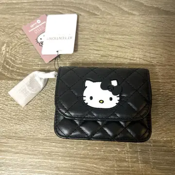 산리오 콜라보 LOWRYSFARM 헬로키티 퀼팅 카드 케이스 블랙