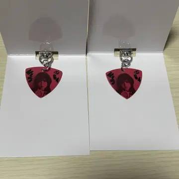 TWICE 모모 피크 키링