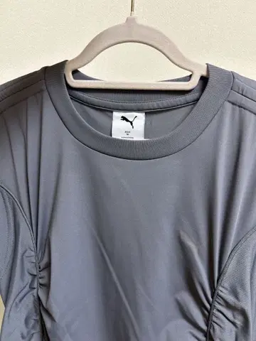 PUMA FRAY I.D 완판 파이핑 디자인 개더 컷 드레스 M