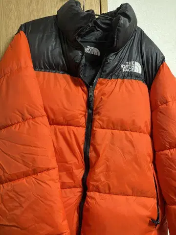 THE NORTH FACE 다운 자켓 오렌지/블랙