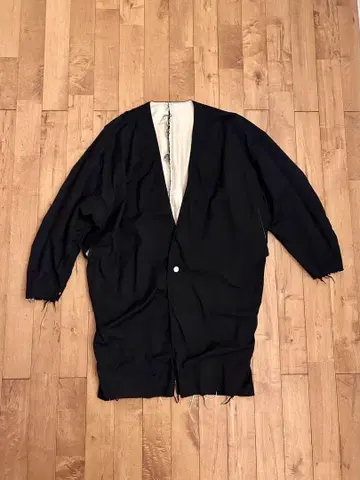 ISSUETHINGS washed 코트 블랙