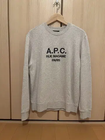 A.P.C. 그레이 크루넥 맨투맨 S