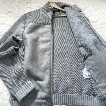 새상품급 아르마니 익스체인지 드라이버 니트 페이크 무스탕 절개 L 사이즈