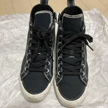 리걸 스니커즈 22.5cm