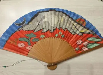 산과 꽃 그림 부채