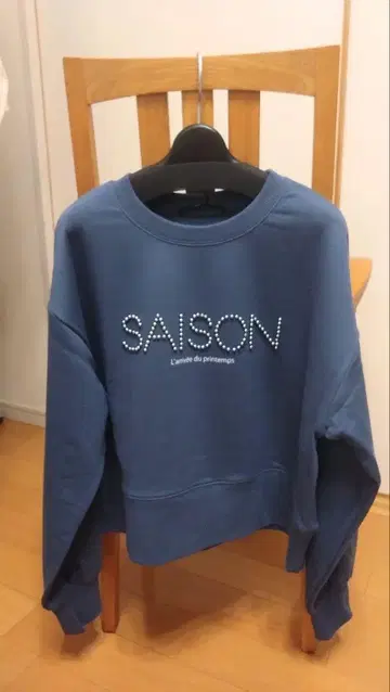 SAISON 스터드 로고 풀오버 블루 잠파