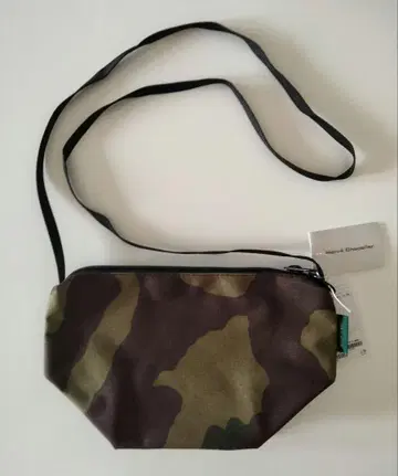 새상품 에르베샤 펠리에 그린 라벨 별주 미니 포쉐트