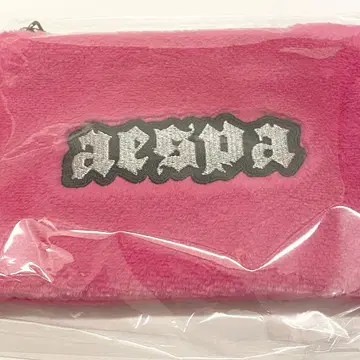 aespa 2025 LIVE TOUR 퍼 파우치 미개봉 새상품