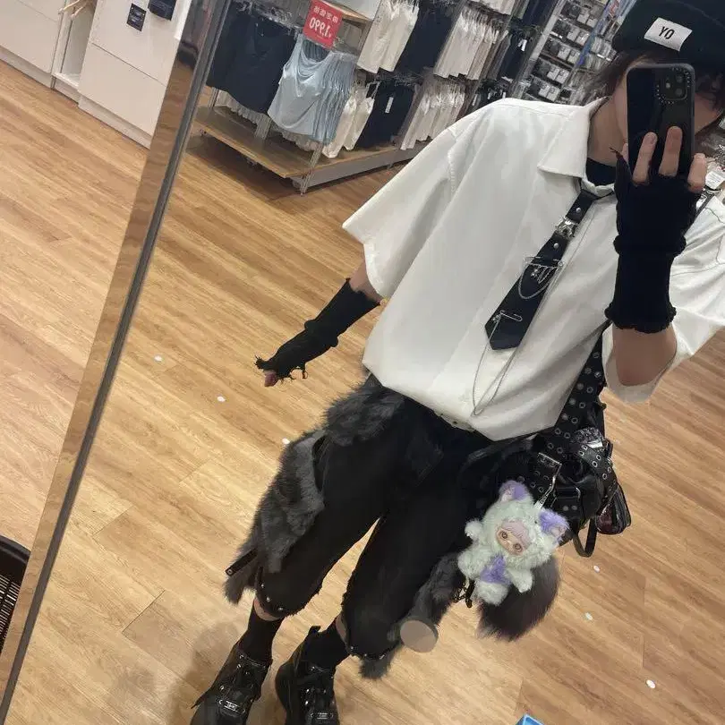 3번째 상품 이미지