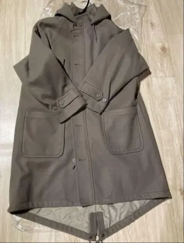 울리 테크 후드 밀리터리 코트