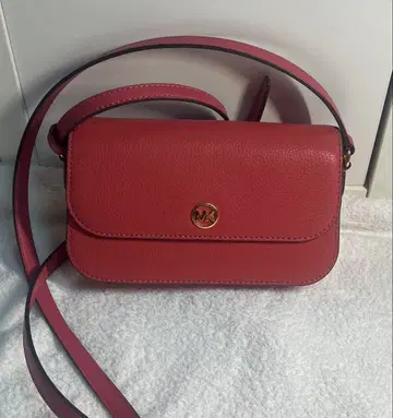 MICHAEL KORS 페블드 레더 크로스바디 스몰