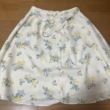 Couture 플라워 프린트 플레어 스커트 38