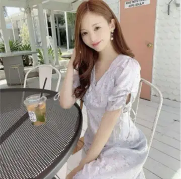 미셸 마카롱 꽃무늬 개더 슬리브 맥시 원피스