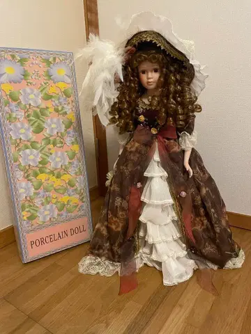 포셀린 인형 럭셔리 의상 포함 할인 접수합니다