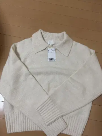 H&M 카라 부착 니트 스웨터 S 사이즈