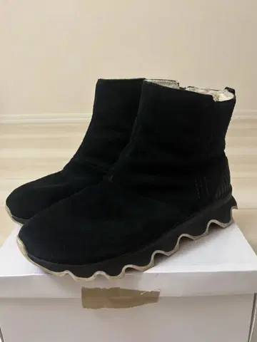 SOREL 부츠 블랙