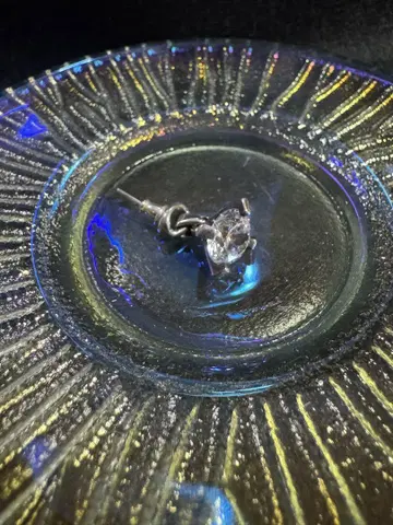 e.m. 지르코니아 귀걸이