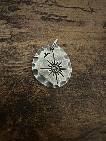 Tady&king SV 이글 태양 조각 메탈