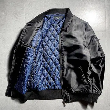 레어 MA-1 자켓 페이즐리 무늬 퀼팅 블랙