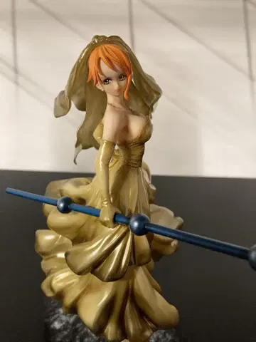 원피스 피규어 조형왕 최정상 결전 4 나미 리페인트