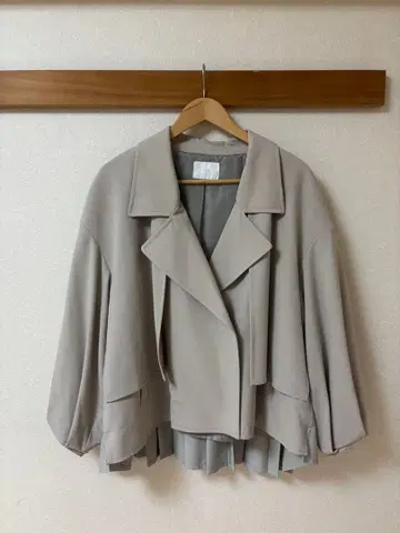 HARE 미들 코트 봄 가을 베이지 M 플리츠