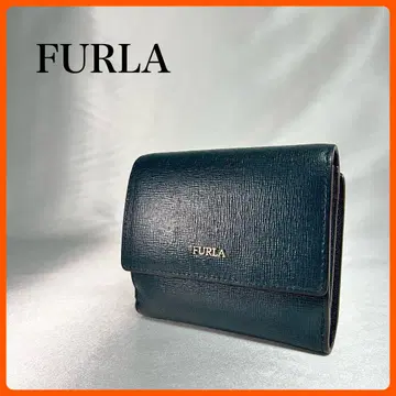 FURLA 컴팩트 지갑 훌라 접이식 지갑 메탈 로고 새상품급 천연 가죽
