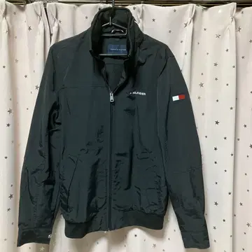 TOMMY HILFIGER 블랙 자켓