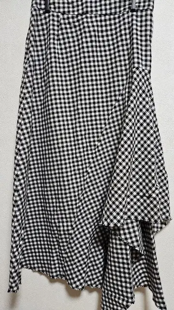 아무로짱 사복 착용 ZARA 체크 비대칭 스커트 S