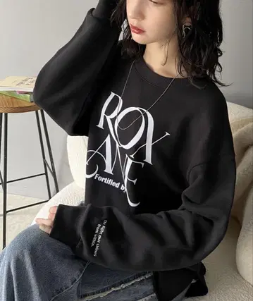 로고 프린트 소매 자수 맨투맨 약간 기모 소재 택 포함 새상품