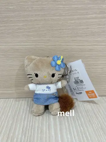 LOWRYS FARM 헬로키티 토이 키링