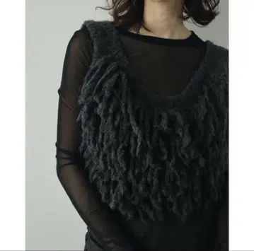 2024 AW 안누크 anuke 프린지 니트 뷔스티에 차콜