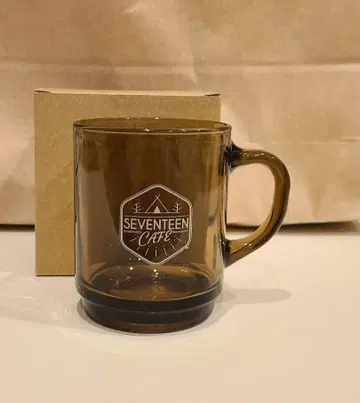 SEVENTEEN 카페 유리 머그컵