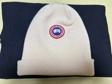 Canada Goose Arctic Program 니트 모자 크림