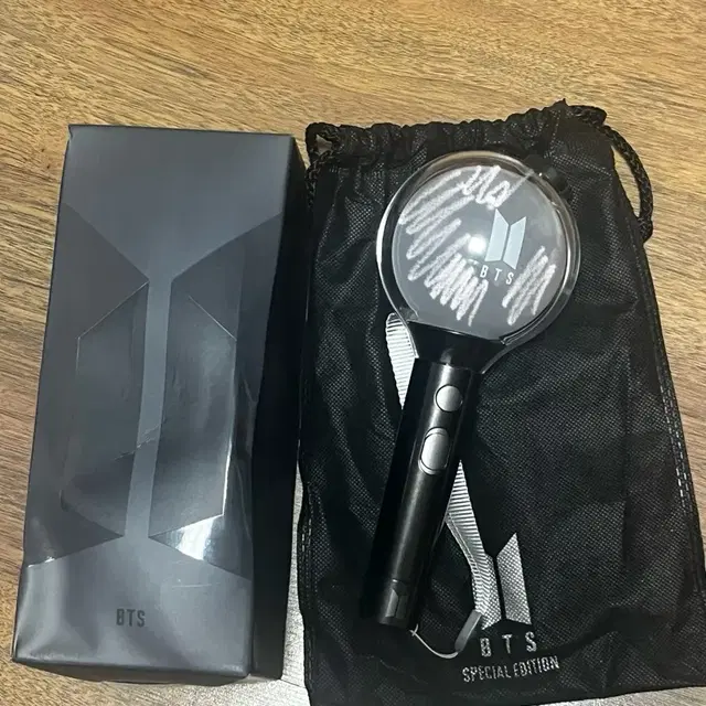 BTS 스페셜 에디션 아미밤