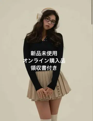 andmary Lindsay logo tops