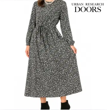 컨디션 최상 DOORS 빈티지 플라워 프린트 원피스 블랙 M