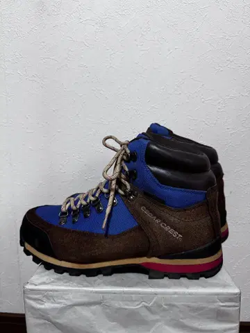 CEDAR CREST 캐러밴 등산화 사이즈 25.5cm