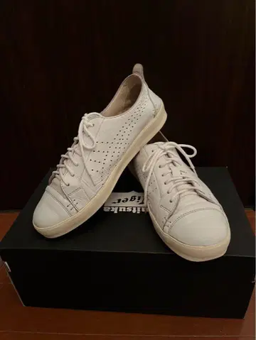 오니츠카타이거 니폰메이드 코레손로 TH4D4L