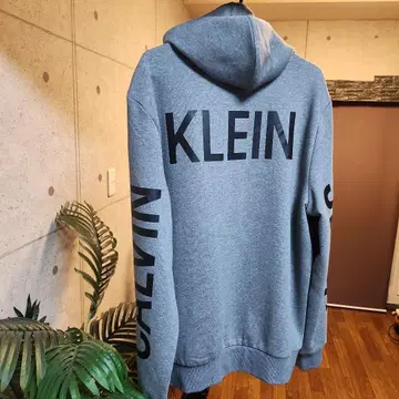 CALVIN KLEIN 그레이 집업 후드티