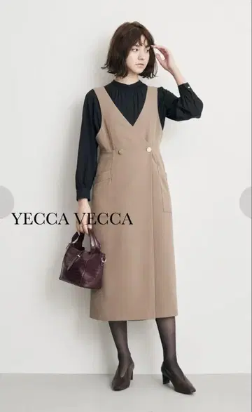 YECCA VECCA 이예카 베카 금장 버튼 오버롤 스커트