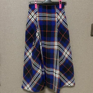snidel 로빙 체크 미디 스커트