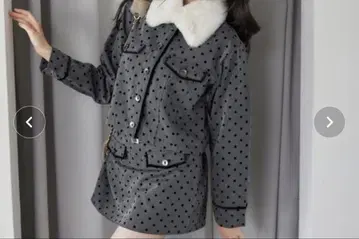 NICE CLAUP 인조 모피 옷깃 파이핑 자켓