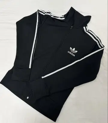 아디다스 트랙 자켓 블랙 L 사이즈