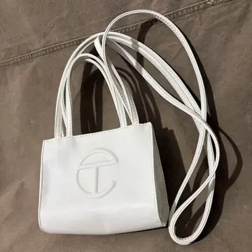 TELFAR 화이트 컨버터블 숄더백